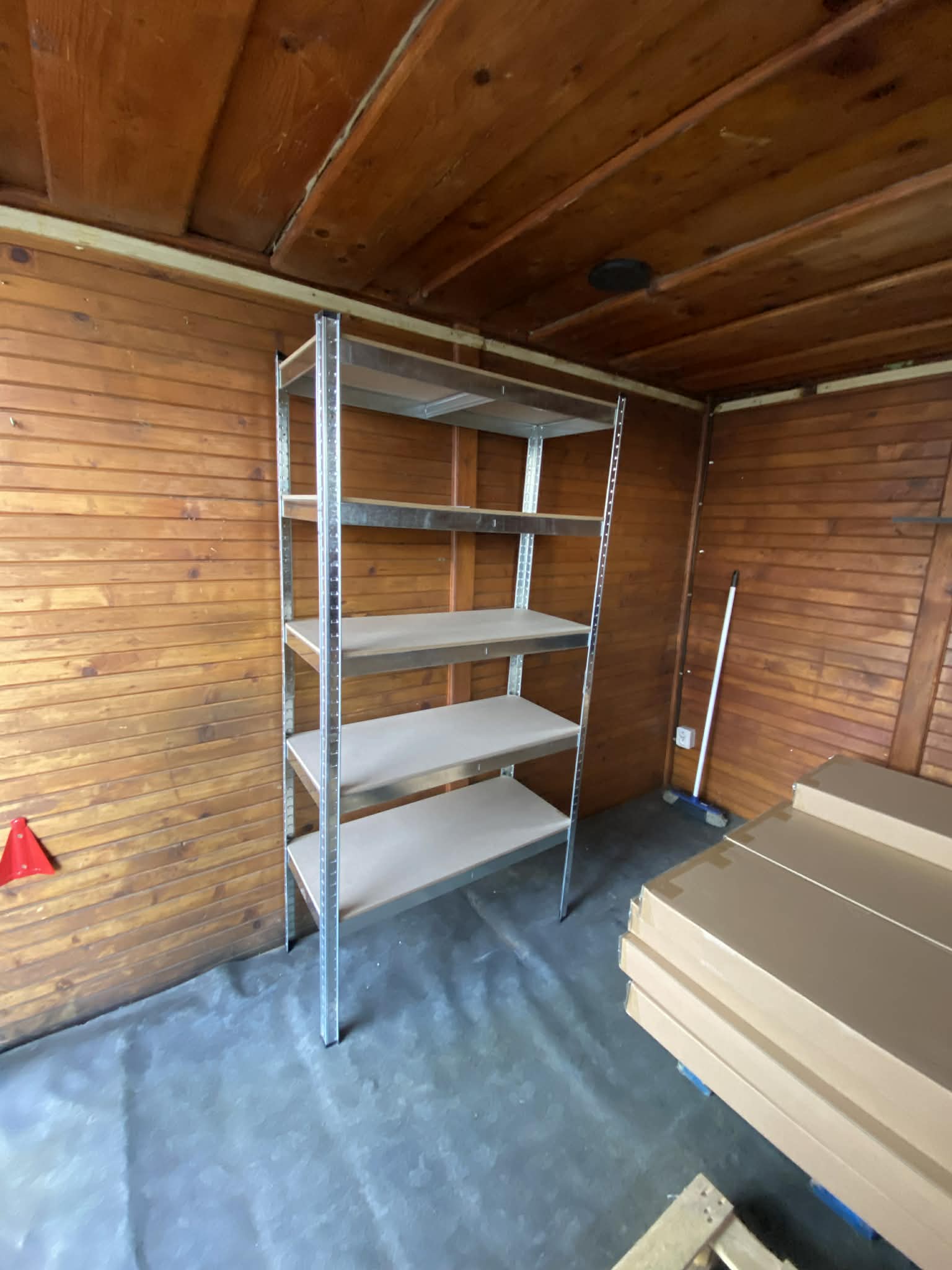 Regály sklad Brno – Regálník 7